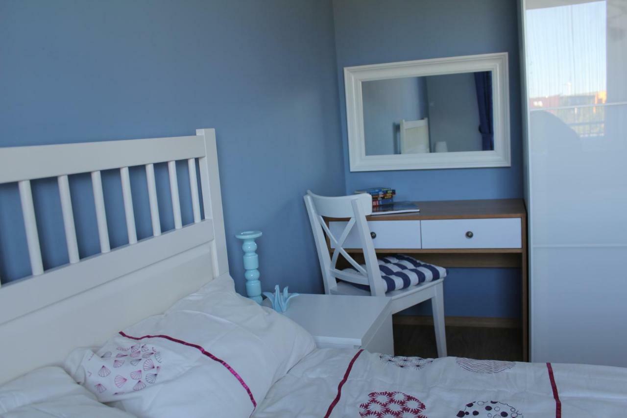 Apartament Kapitanski Bursztynowe Komnaty Darlowko Exteriör bild